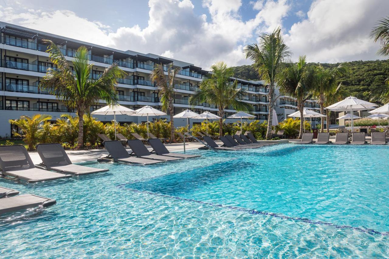 Ocean Eden Bay (Adults Only) Hotel Spring Rises Exterior foto The swimming pool at the hotel