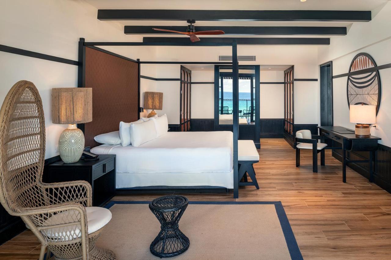 Ocean Eden Bay (Adults Only) Hotel Spring Rises Exterior foto A bedroom at the hotel