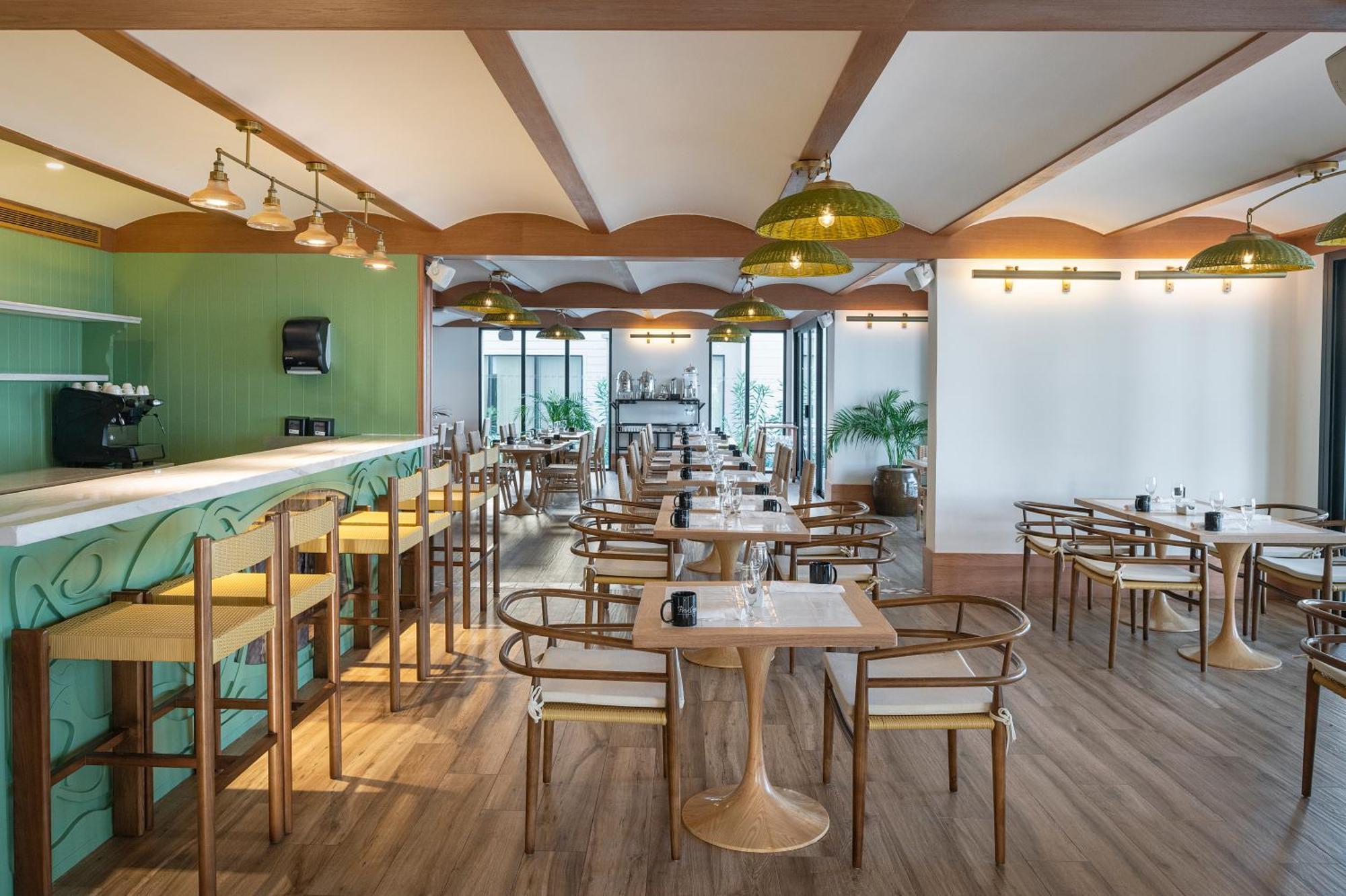 Ocean Eden Bay (Adults Only) Hotel Spring Rises Exterior foto The restaurant