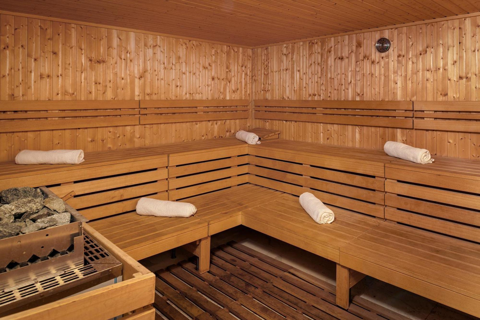 Ocean Eden Bay (Adults Only) Hotel Spring Rises Exterior foto A Finnish sauna