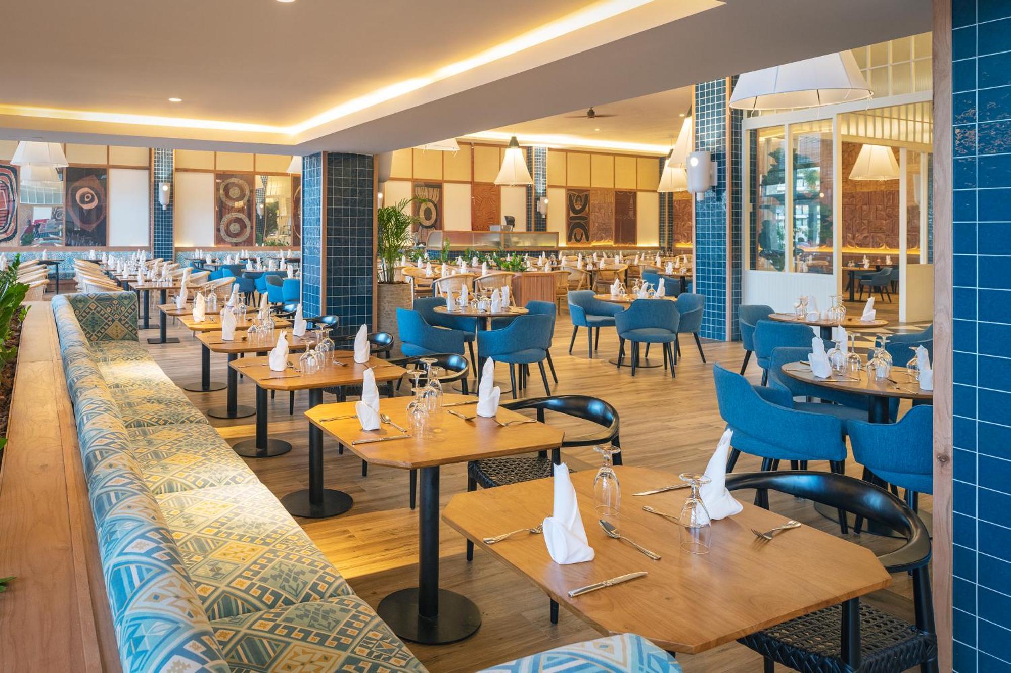 Ocean Eden Bay (Adults Only) Hotel Spring Rises Exterior foto The restaurant